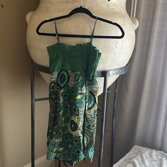 Green Foral Dress - Picture 3 of 3